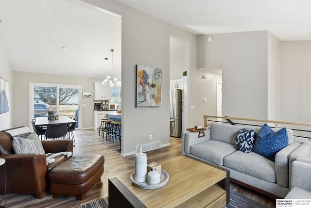 18656 U Street, Omaha, NE 68135