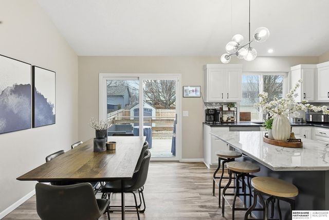 18656 U Street, Omaha, NE 68135