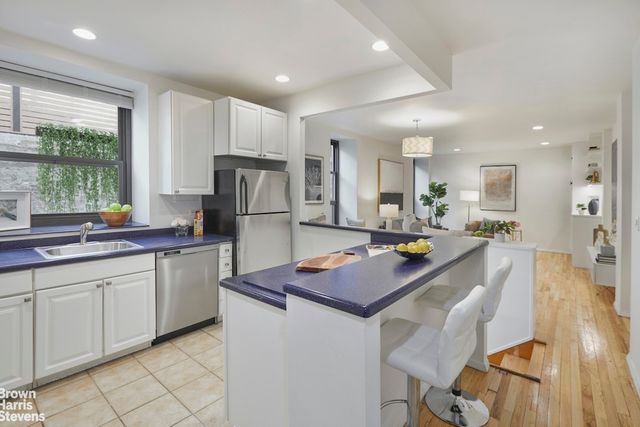 305 W 98TH Street 2ES, New York City, NY 10025