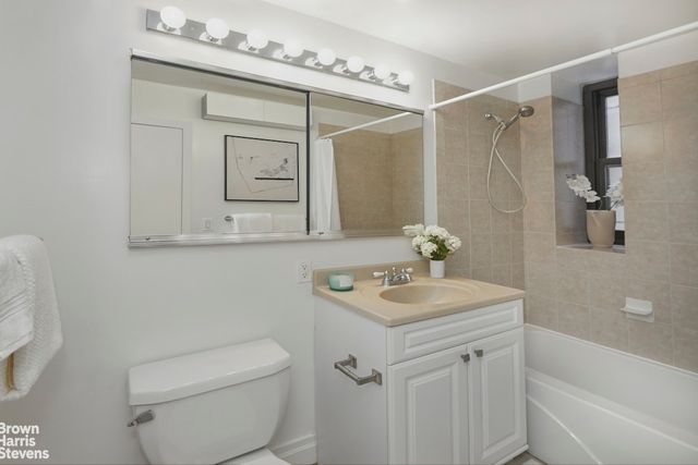 305 W 98TH Street 2ES, New York City, NY 10025