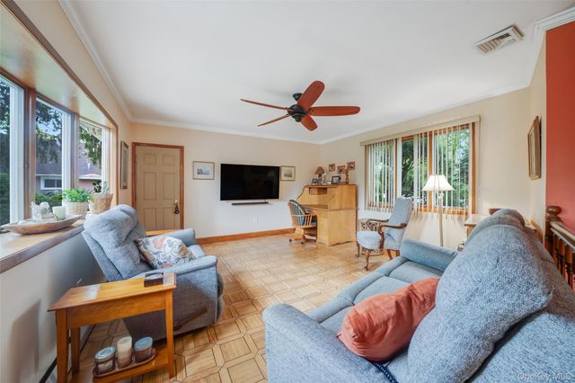 190 Lake Drive, Copiague, NY 11726