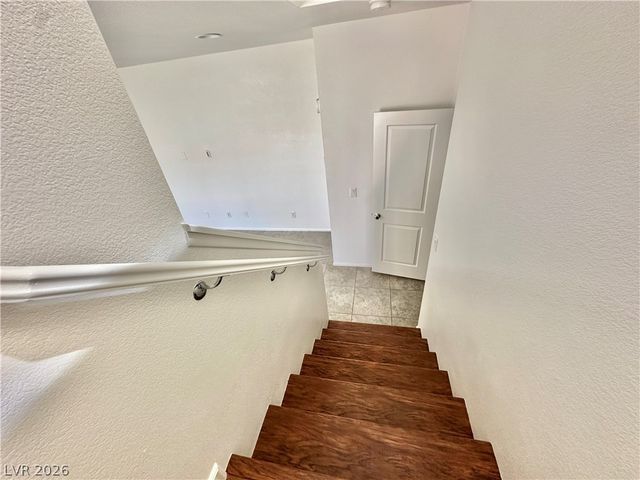 9830 Colenso Court, Las Vegas, NV 89148