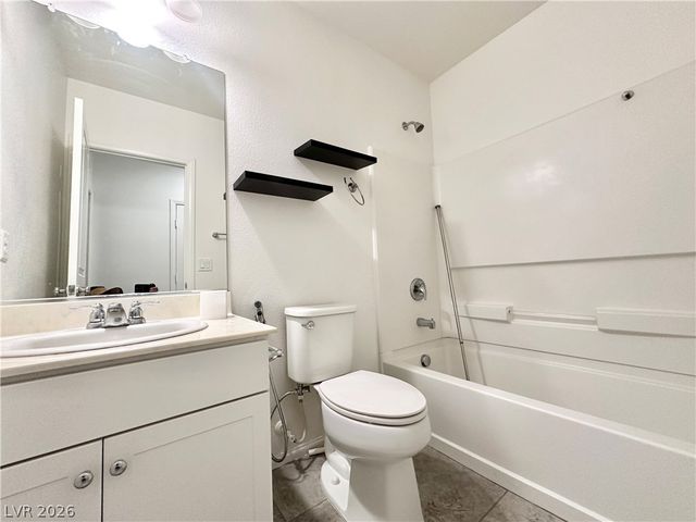 9830 Colenso Court, Las Vegas, NV 89148