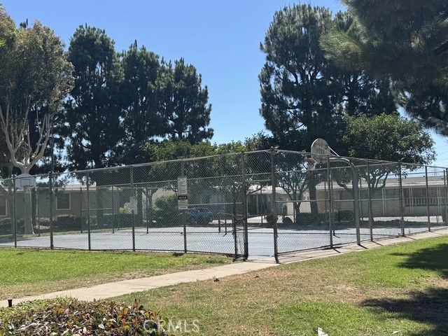 3595 Santa Fe Avenue 46, Long Beach, CA 90810