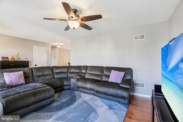 23 SYCAMORE CT, Littlestown, PA 17340