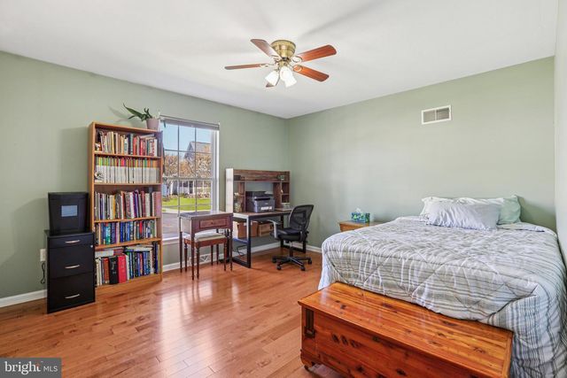 23 SYCAMORE CT, Littlestown, PA 17340
