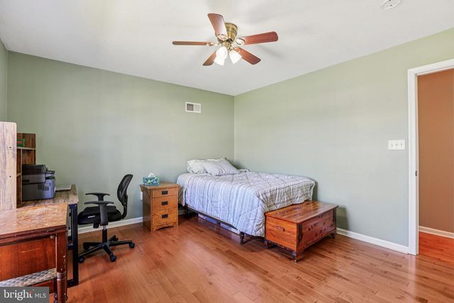 23 SYCAMORE CT, Littlestown, PA 17340