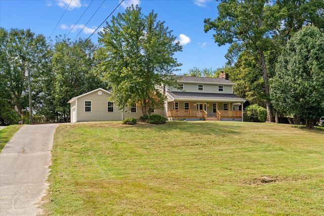 1421 Thrasher Hills Drive NE, Dalton, GA 30721