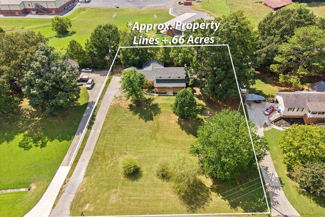 1421 Thrasher Hills Drive NE, Dalton, GA 30721