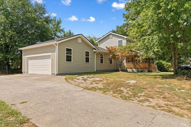 1421 Thrasher Hills Drive NE, Dalton, GA 30721