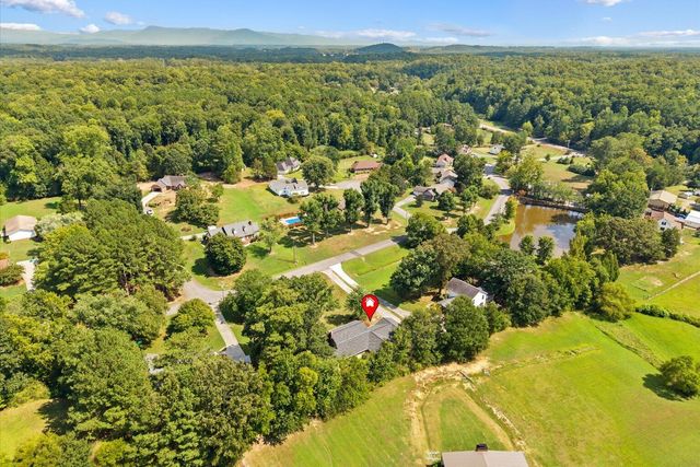 1421 Thrasher Hills Drive NE, Dalton, GA 30721