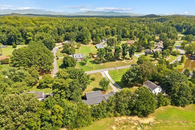 1421 Thrasher Hills Drive NE, Dalton, GA 30721