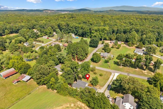 1421 Thrasher Hills Drive NE, Dalton, GA 30721