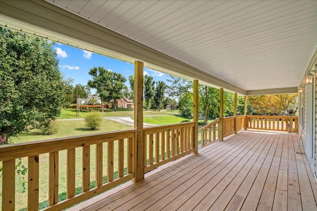 1421 Thrasher Hills Drive NE, Dalton, GA 30721