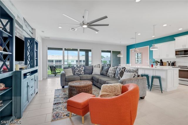 2665 Seychelles CIR 1907, Naples, FL 34112