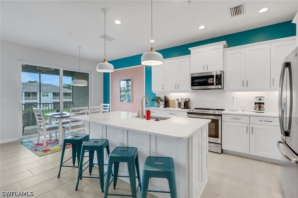 2665 Seychelles CIR 1907, Naples, FL 34112