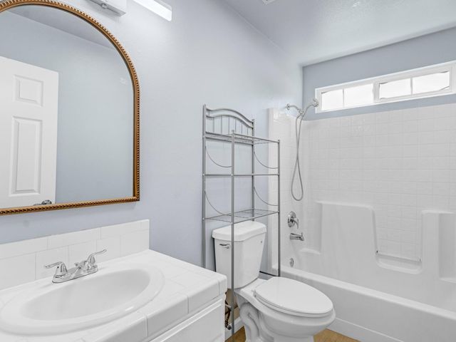 413 S Villa Avenue, Fresno, CA 93727
