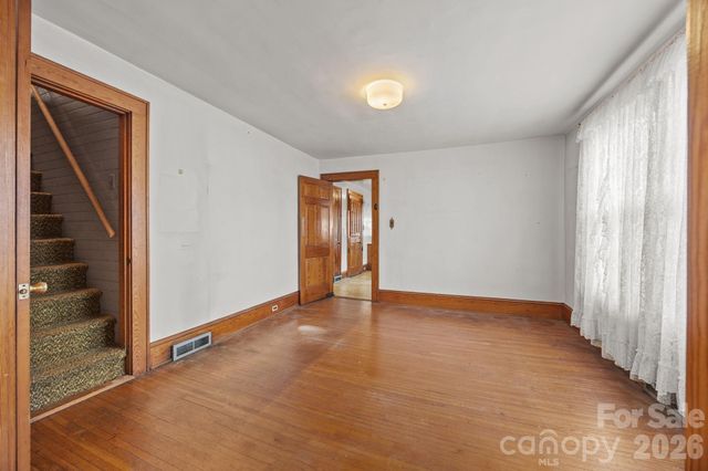 911 N Long ES Street, Salisbury, NC 28144