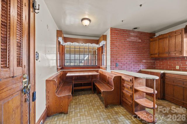 911 N Long ES Street, Salisbury, NC 28144