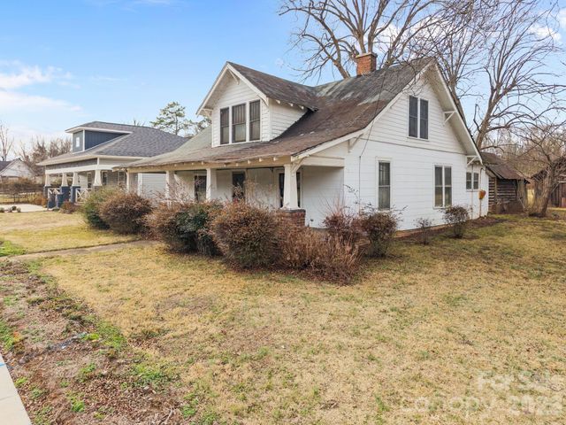 911 N Long ES Street, Salisbury, NC 28144