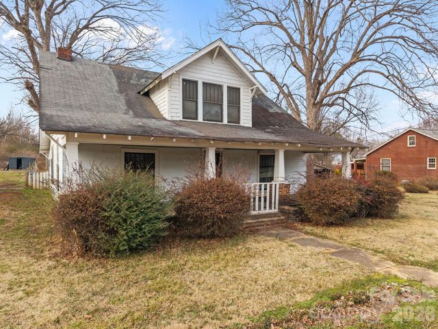 911 N Long ES Street, Salisbury, NC 28144