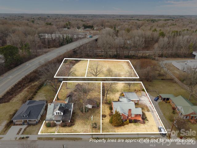 911 N Long ES Street, Salisbury, NC 28144