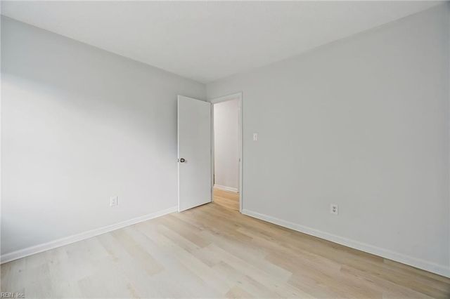 17 Sandy Lake DR, Hampton, VA 23666
