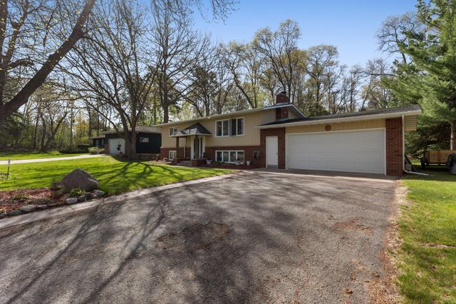 115 Belle Rae Circle, Brainerd, MN 56401