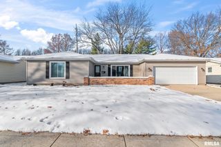 169 Bellerive Road, Springfield, IL 62704