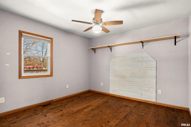 1215 N MAPLE Lane, East Peoria, IL 61611