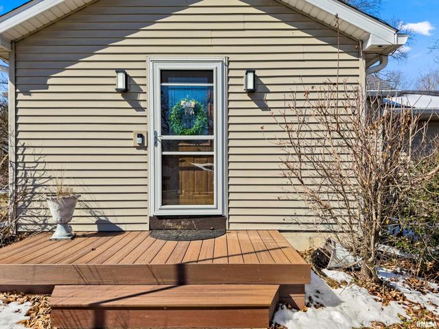 1215 N MAPLE Lane, East Peoria, IL 61611