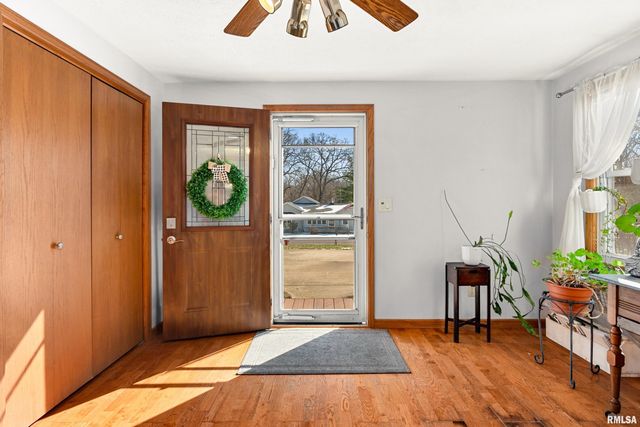 1215 N MAPLE Lane, East Peoria, IL 61611