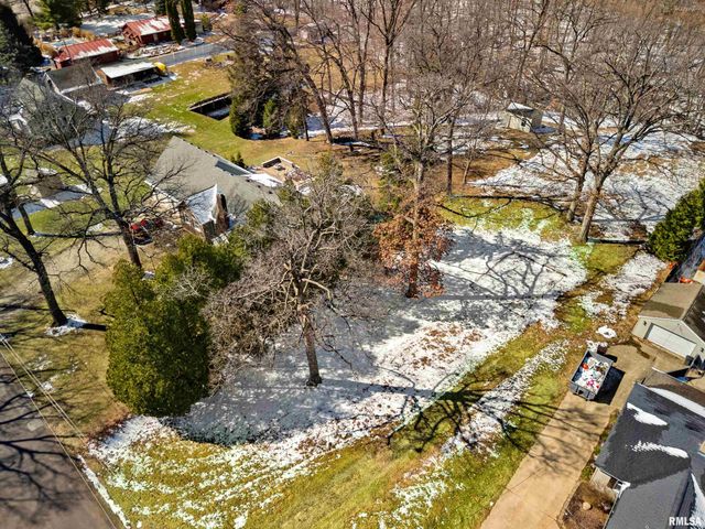 1215 N MAPLE Lane, East Peoria, IL 61611