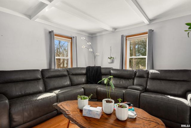 1215 N MAPLE Lane, East Peoria, IL 61611