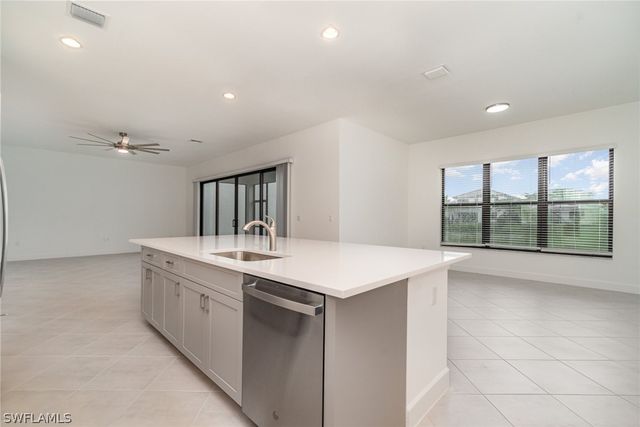 12750 Woodbury DR, Estero, FL 33928
