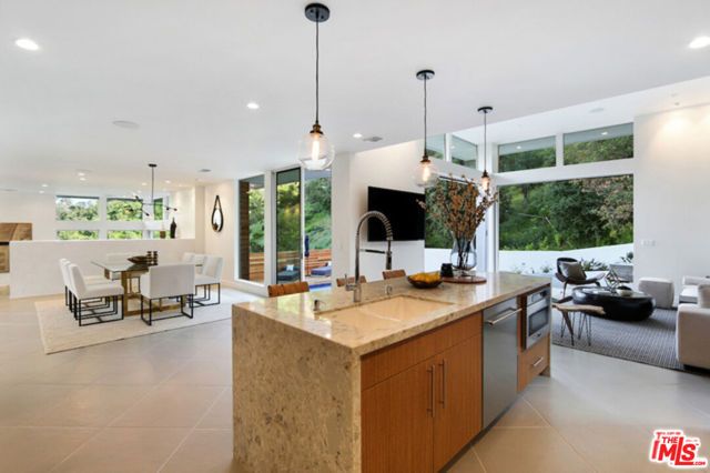 10486 Sandal Lane, Los Angeles, CA 90077