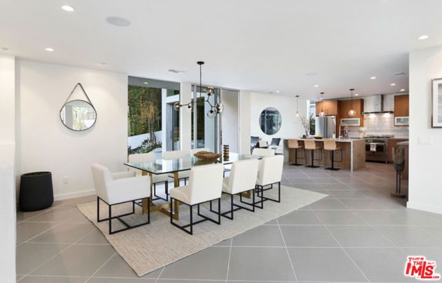 10486 Sandal Lane, Los Angeles, CA 90077