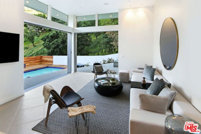 10486 Sandal Lane, Los Angeles, CA 90077