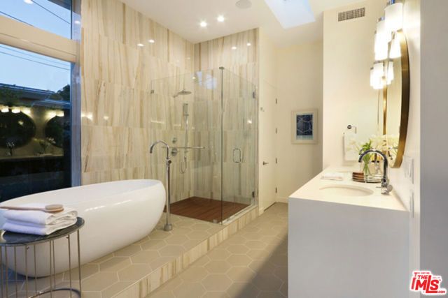 10486 Sandal Lane, Los Angeles, CA 90077