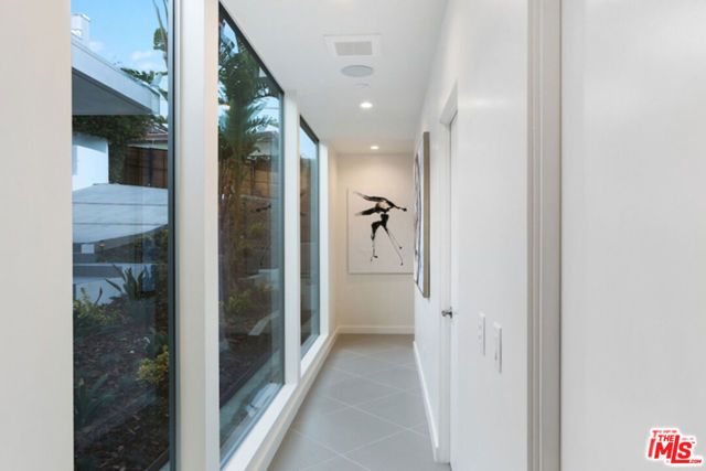 10486 Sandal Lane, Los Angeles, CA 90077