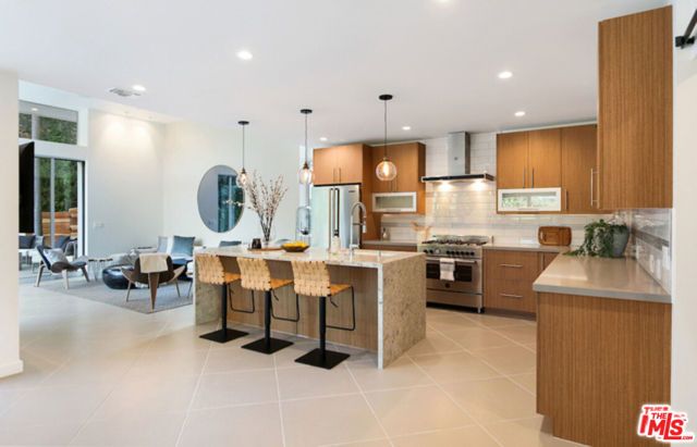 10486 Sandal Lane, Los Angeles, CA 90077