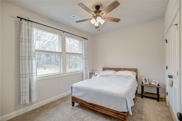 8 Boswell Circle, Bella Vista, AR 72715