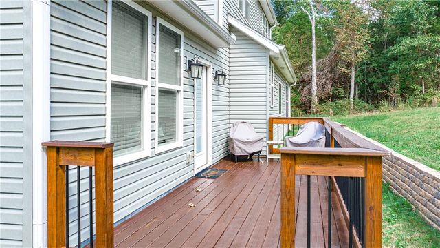 8 Boswell Circle, Bella Vista, AR 72715