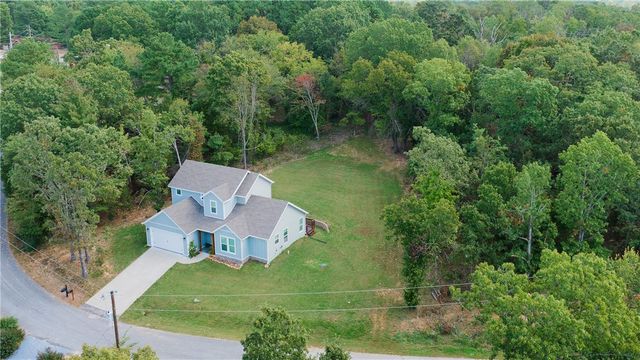 8 Boswell Circle, Bella Vista, AR 72715