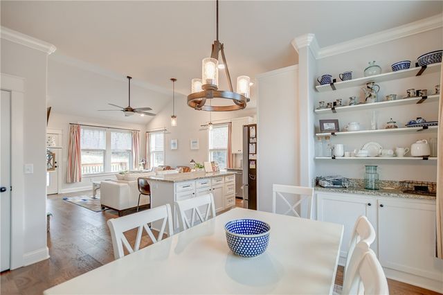 8 Boswell Circle, Bella Vista, AR 72715