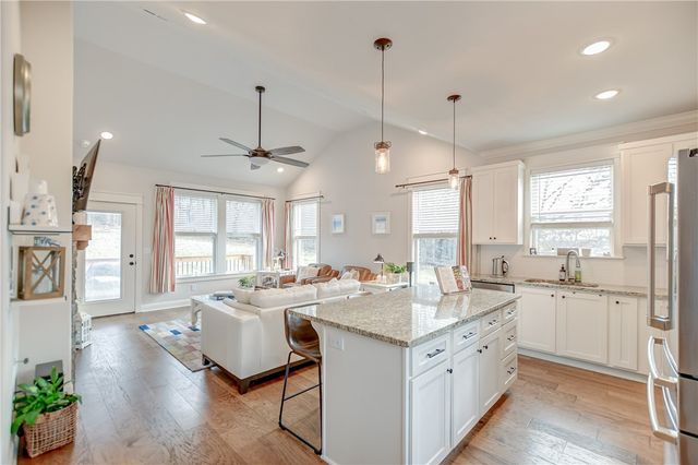 8 Boswell Circle, Bella Vista, AR 72715