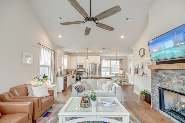 8 Boswell Circle, Bella Vista, AR 72715