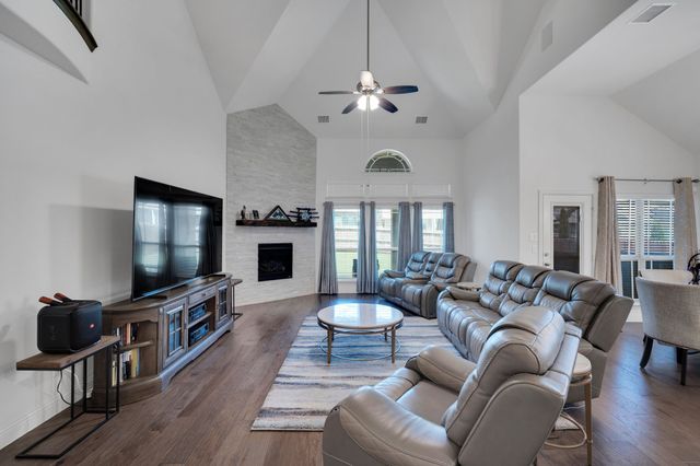 5224 Almanor Road, Fort Worth, TX 76179