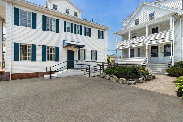 4-6 Common Street, Stoneham, MA 02180