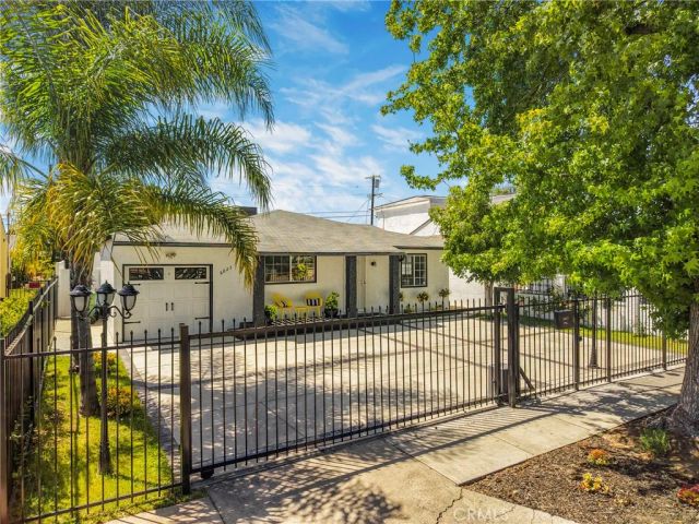 6823 Matilija, Van Nuys, CA 91405